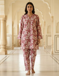 STRAIGHT-CUT WITH MATCHING TROUSERS
