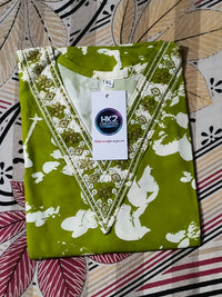 V-NECK WITH DELICATE EMBROIDERY