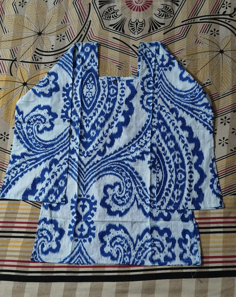 BOHO-CHIC SQUARE NECK HALF-SLEEVE KURTI