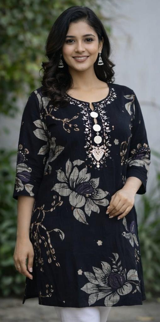 BLACK PRINTED ETHNIC TUNIC